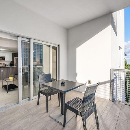 Subtle 2 Bed In Edgewater Downtown With Free Parking Apartment Miami Luaran gambar