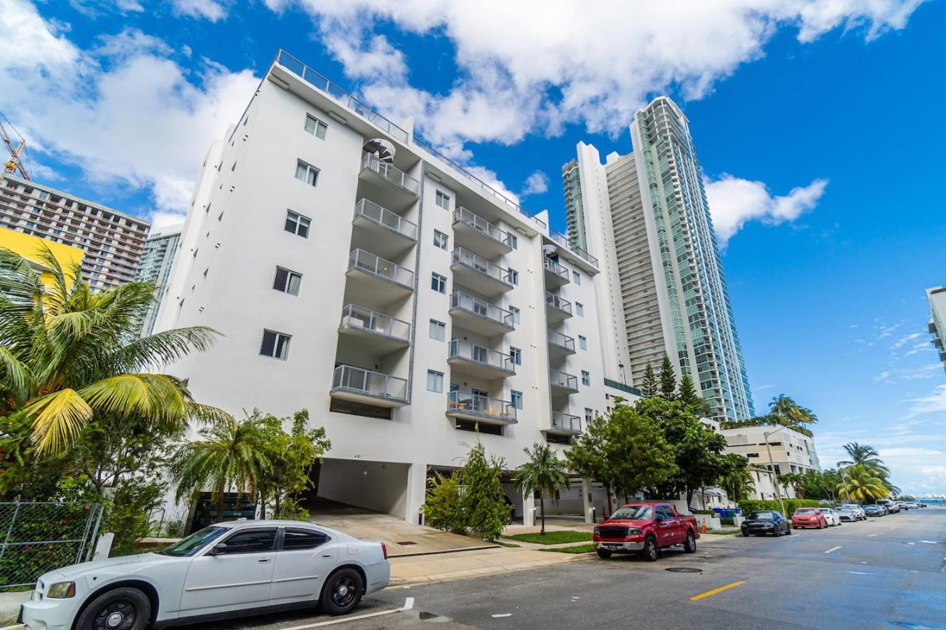 Subtle 2 Bed In Edgewater Downtown With Free Parking Apartment Miami Luaran gambar