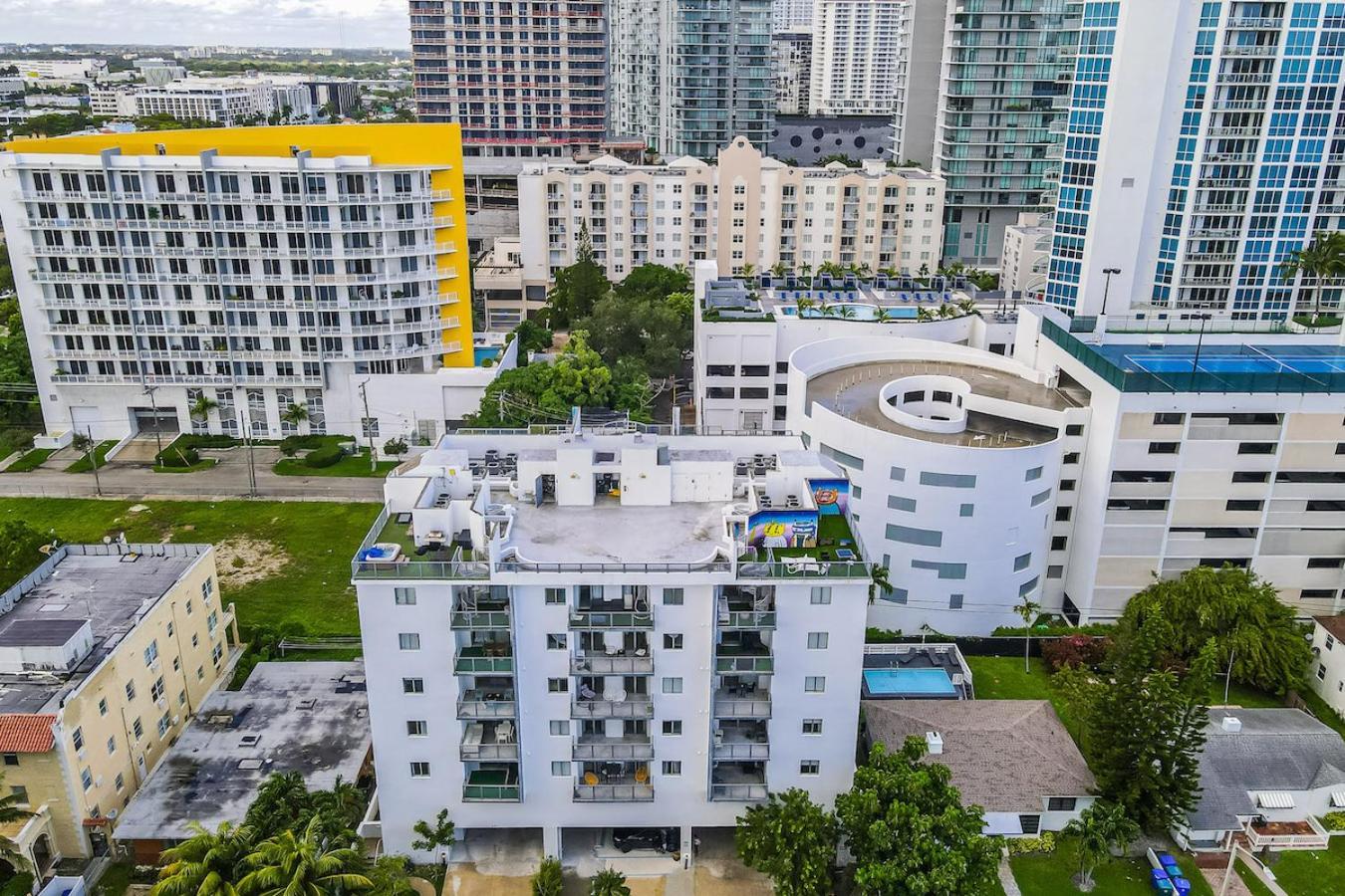 Subtle 2 Bed In Edgewater Downtown With Free Parking Apartment Miami Luaran gambar