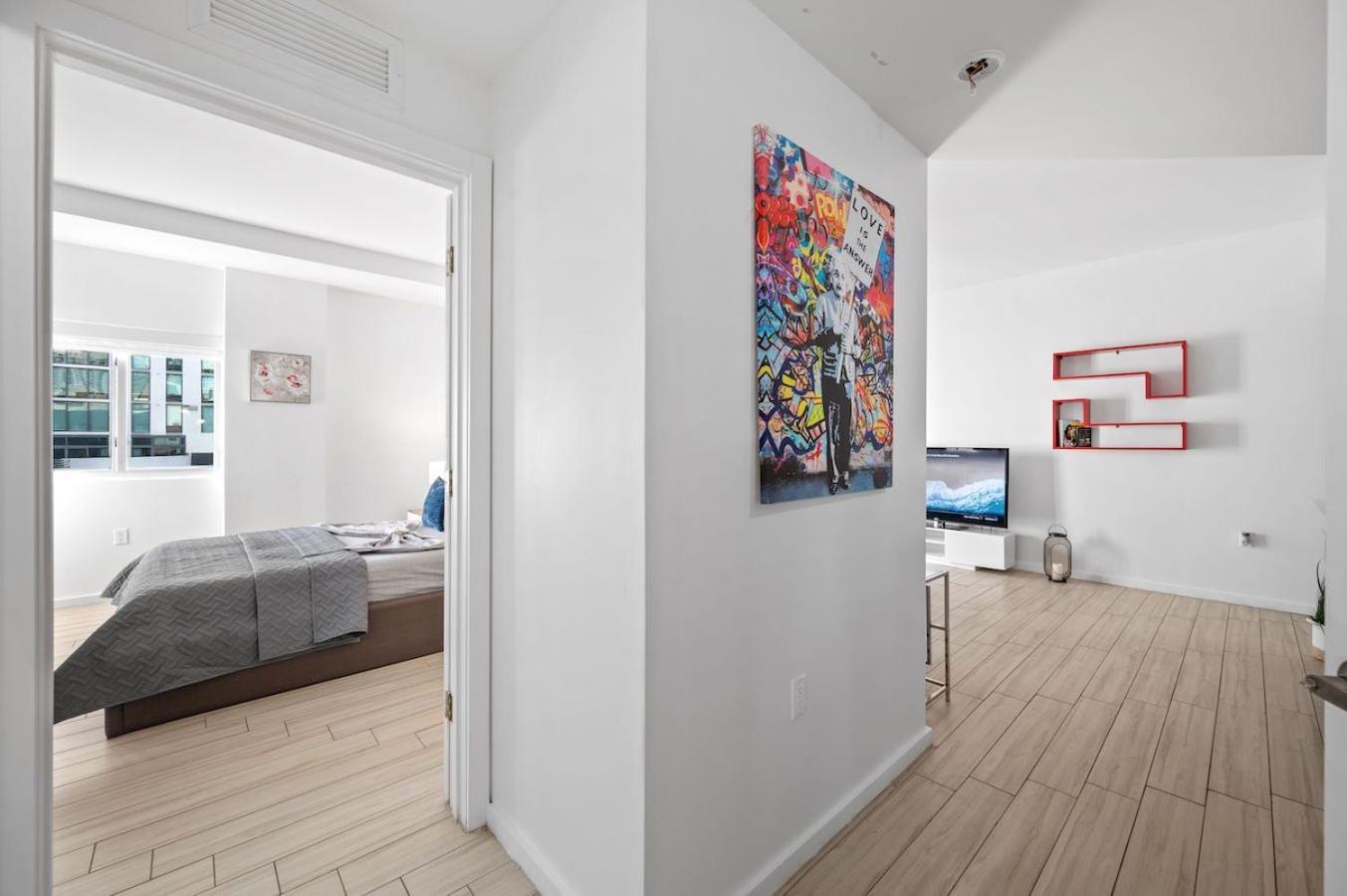 Subtle 2 Bed In Edgewater Downtown With Free Parking Apartment Miami Luaran gambar
